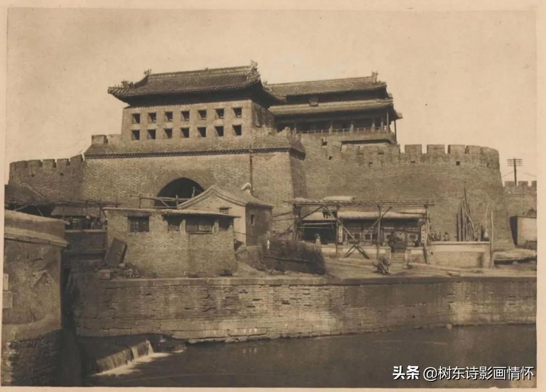 珍贵的老北京城门照片如今大部分已经不复存在