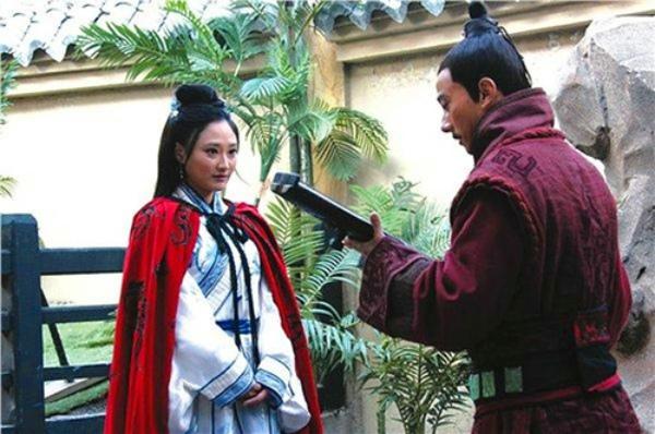 《胡笳十八拍》是中华传统文化中的瑰宝，到底是谁创作的？