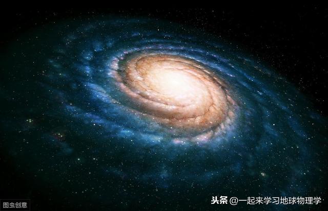 未知的银河系中央，科学家发现核心的上方出现一股巨大的射电能量