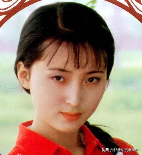 老照片：缅怀红楼梦中林黛玉的扮演者陈晓旭，永远的林妹妹
