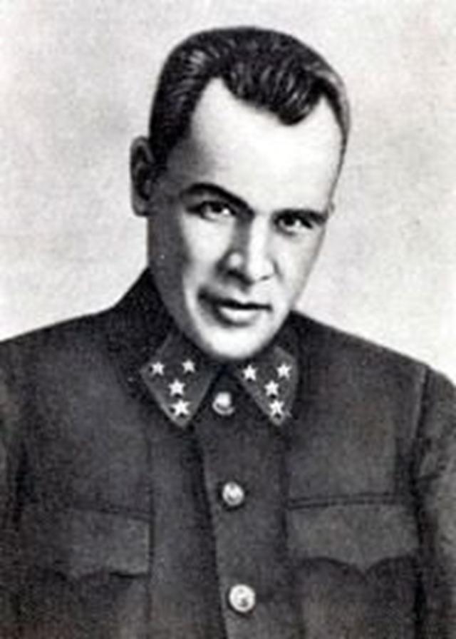 苏联卫国战争前的边防四上将之一，西北特别军区的库兹涅佐夫上将