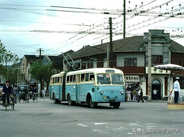 一组1983年的上海老照片曝光，有没有勾起你的回忆？