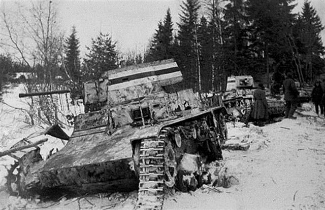 冬季战争中的父子大战，芬兰维克斯6吨坦克大战苏联T—26坦克