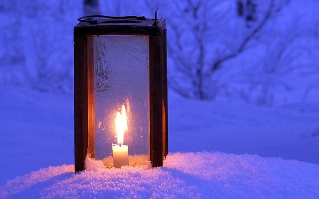 「诗词鉴赏」古诗词里的夜雪，让诗意在夜雪中飘散......