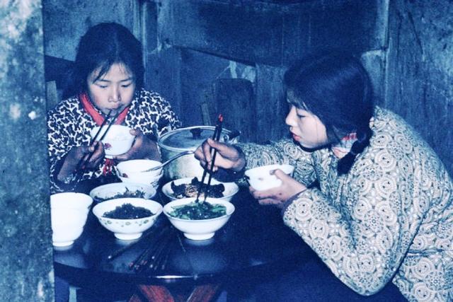 老照片，1972年的上海，恍如隔世的感觉