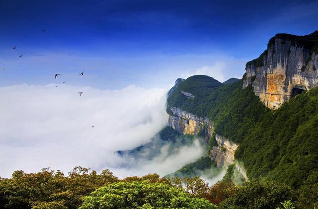 中国最“聪慧”的山：会自己造佛像？拥有天下第一大睡佛