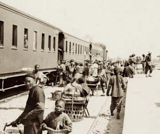清朝时期铁路大事故：两火车相撞，伤亡惨重无人知，有人刻意隐瞒？