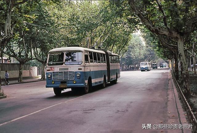 一组1984年的江苏南京老照片，有没有勾起你的回忆？