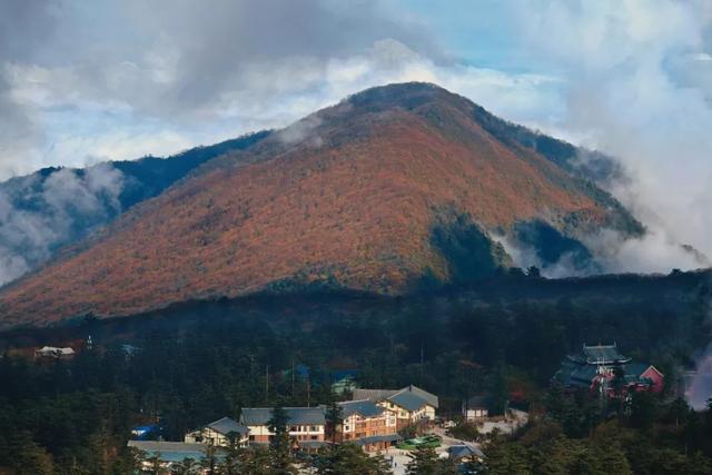 峨眉山最全最强攻略，以及超美风景照