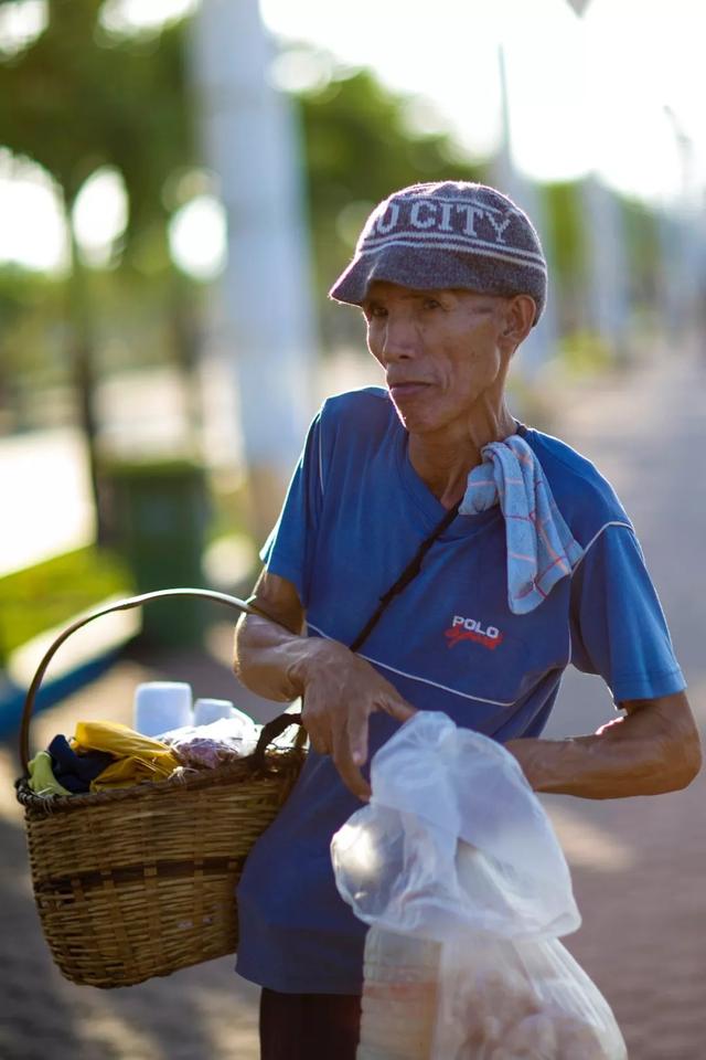 和我擦肩而过的那些人，你们好吗？散落在世界各地的他们