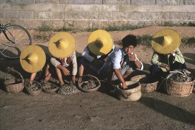 一组老照片还原80年代真实的中国！满满的回忆