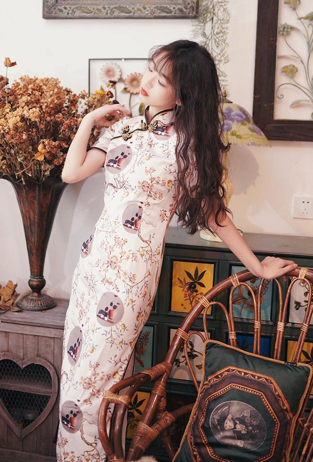 “包臀裙”已经过时了，今春流行的是“旗袍”，显瘦优雅有气质