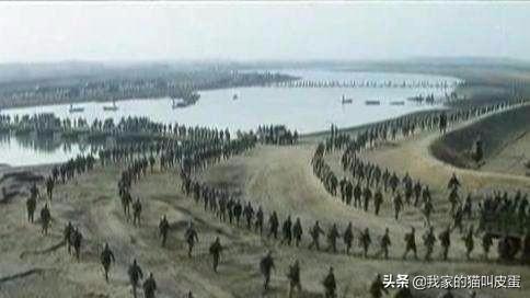 淮海战役中胡琏和黄维各乘一辆坦克突围，为何却命运迥异？