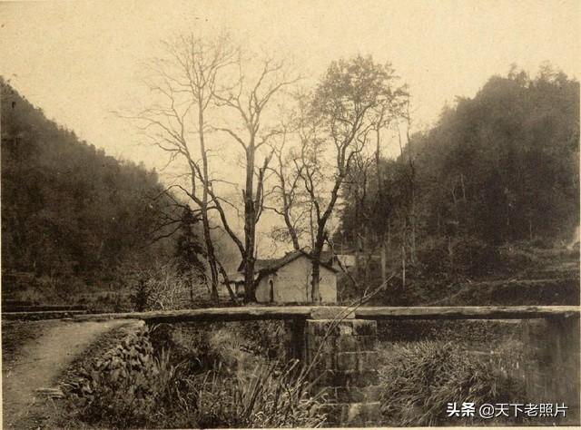 1918年湖南宁乡老照片 一片废墟的沩山密印寺同庆寺