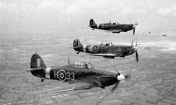 打破德军无敌的神话，英国空军奋勇抗击，德军折戟在不列颠上空