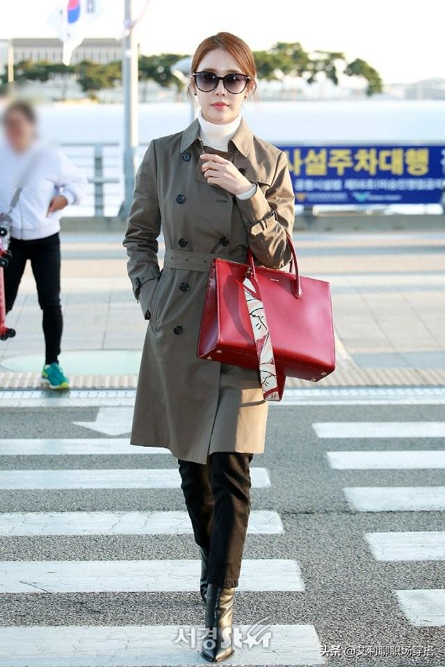 37岁刘仁娜驻颜有术，成熟中带妩媚的韩式姐姐风，体态风格都帮忙