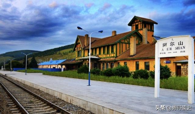 中国最小火车站：有80年历史，每天有8趟列车停靠，风景优美