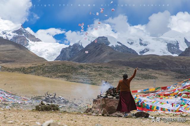 西藏5处绝美的旅行地，梵音袅袅，流水潺潺，这才是梦中的天堂