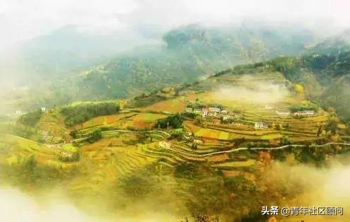 疫情期手机上看“百丈悬崖上的中国古村落”网友：美哭了