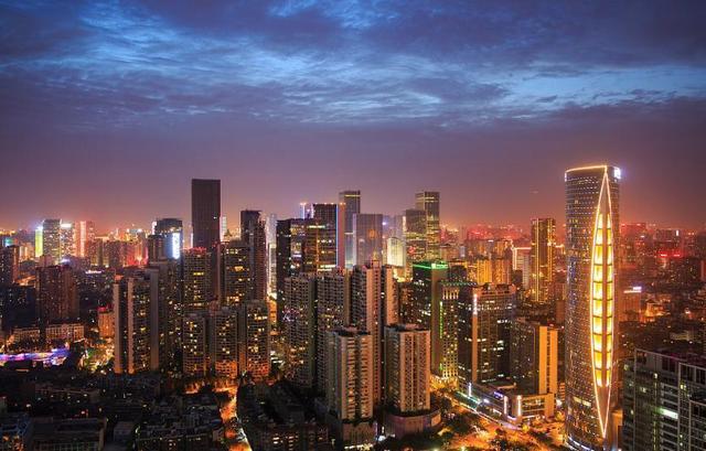 中国最多美女的城市，将有两座国际机场，未来有望成一线城市