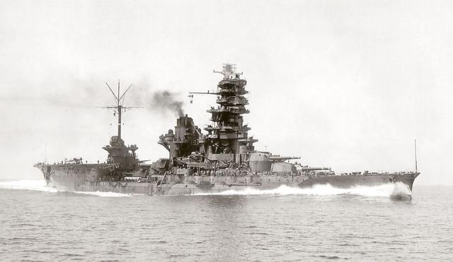 二战前夕，日本为什么对美国表现得十分谦卑？16艘万吨巨舰炫武力