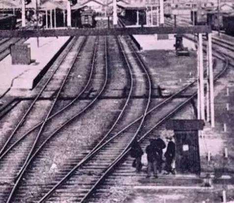 一组当年旧中国老火车站的一些经典老照片