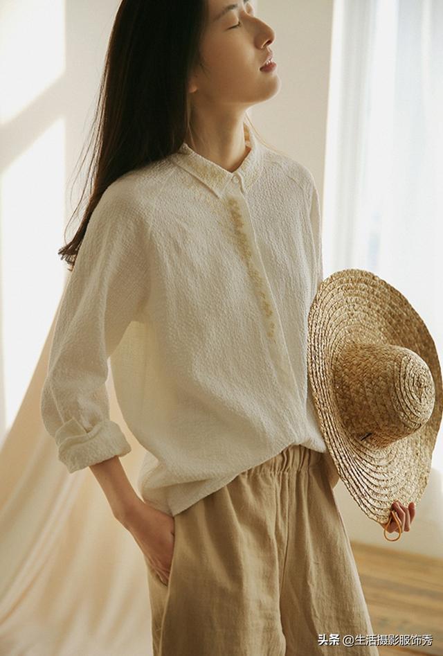 茶语静心：棉麻绣花与条纹文艺长袖衬衫，犹如初见的阳光