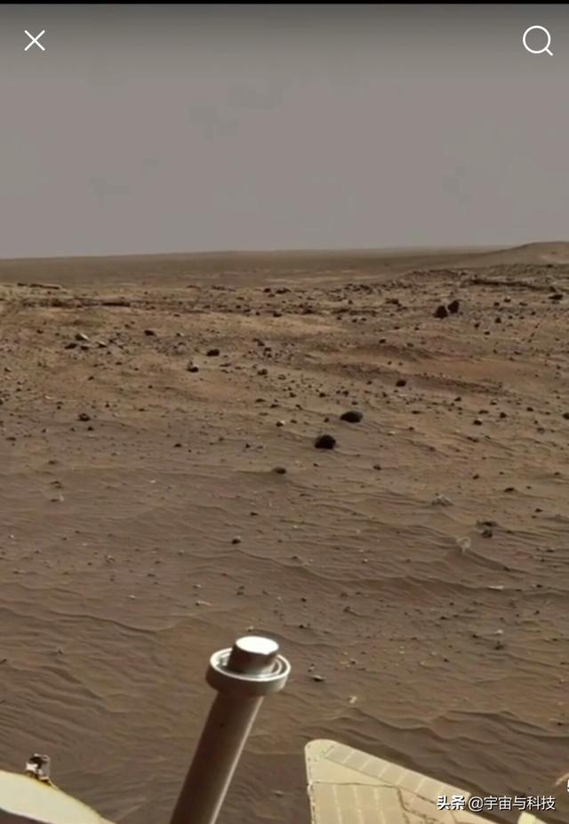 好奇号拍距离地球5500万公里以外火星地表 如沙漠疑般有人工河道