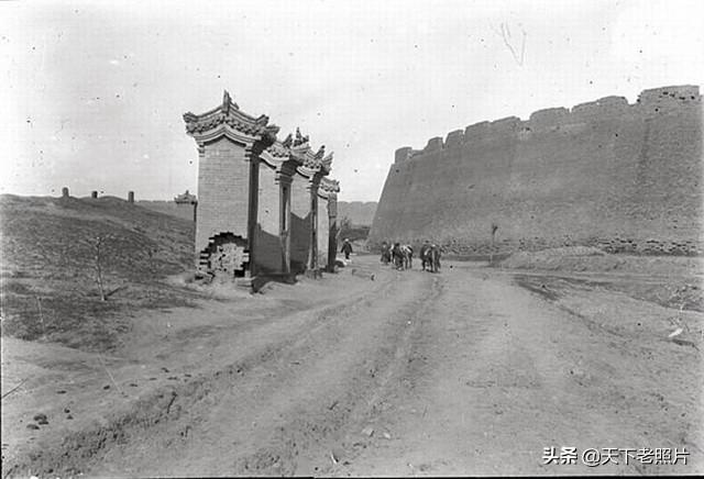 1907年山西大同老照片 百年前的大同城墙鼓楼文庙及街景