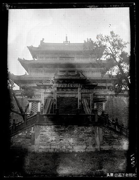 1907年陕西韩城县老照片 一片荒凉的司马迁墓祠