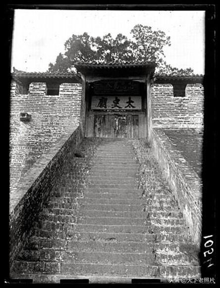 1907年陕西韩城县老照片 一片荒凉的司马迁墓祠