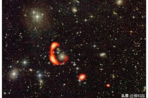 竟比银河系还大，2.6亿光年外，发现神秘氢气环，直径达38万光年