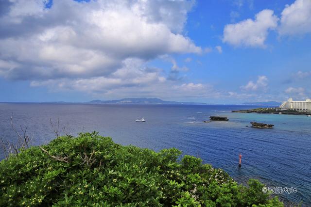 日本的夏威夷，曾经是中国的附属国，风景优美，游客络绎不绝