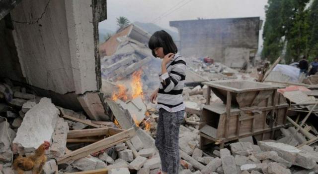 当年汶川地震中被救下的22岁少女，以身相许给恩人，她现状如何？