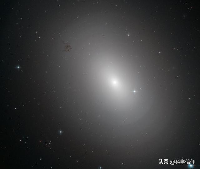 在距地球8.6光年的天狼星附近，存在着一颗白矮星，它有点危险