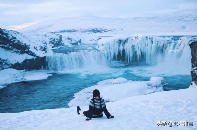 《独居冰岛的一年》：在天地大美的自由中让生活归零，重新出发