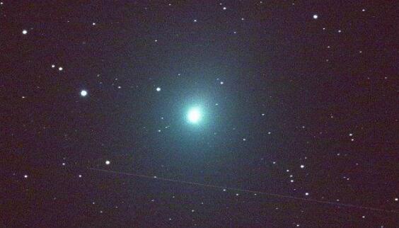 2020年的首颗肉眼可见的彗星即将登场，它到底会有多亮？