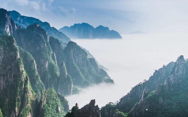 云海、草原 瀑布、雪山，中国十大“勾魂”景色，你去过几个？