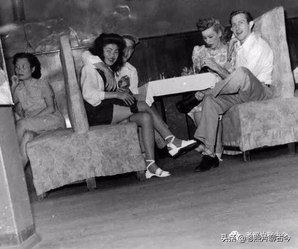 直击解放前的夜上海酒吧，舞女与洋人的歌舞升平