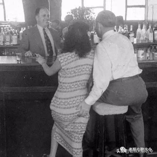 直击解放前的夜上海酒吧，舞女与洋人的歌舞升平