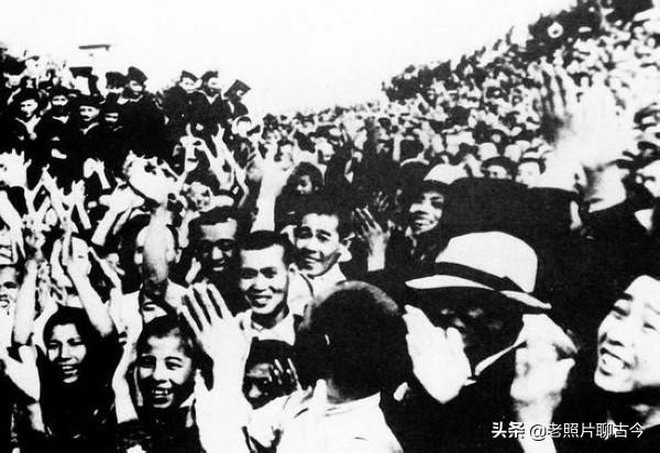 1945年各地人民庆祝抗战胜利珍贵老照片：有没有你的故乡