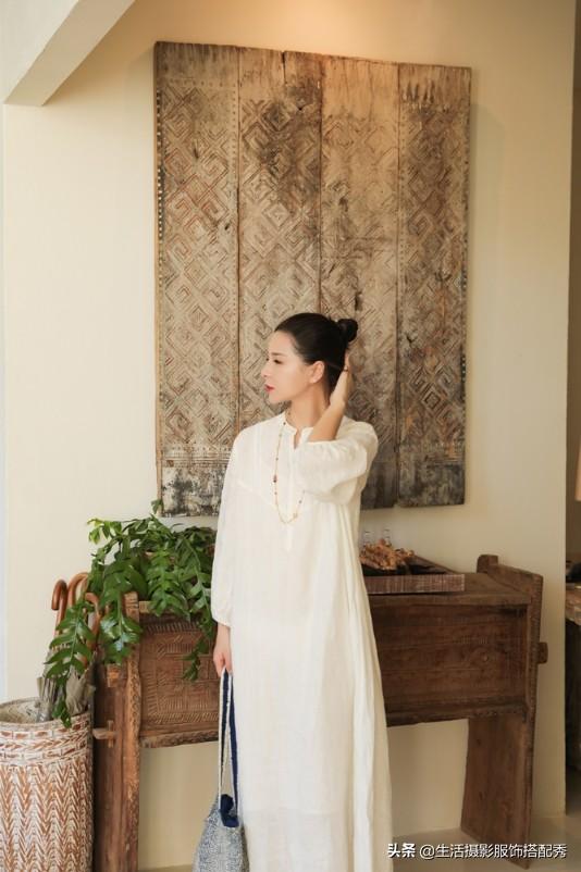 宽松随性的亚麻长裙：穿出文艺气质，做一个优雅的女人