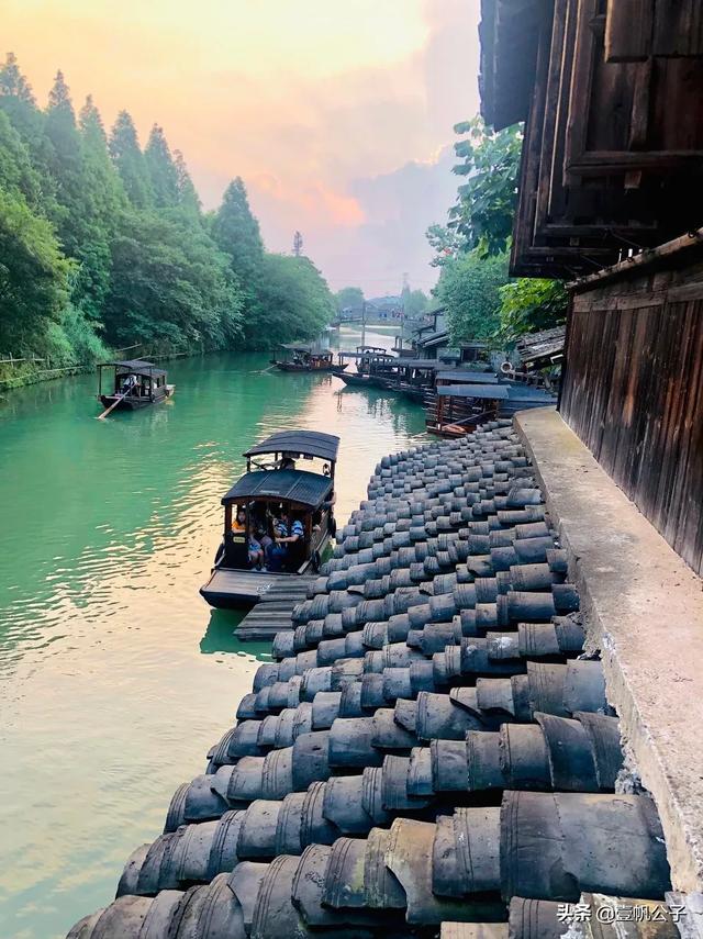 女孩子，就是要多去旅行发朋友圈啊...