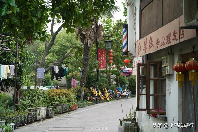 比河坊街小众,曾经宋代繁华无比的老街,今成杭州市中心的世外桃源