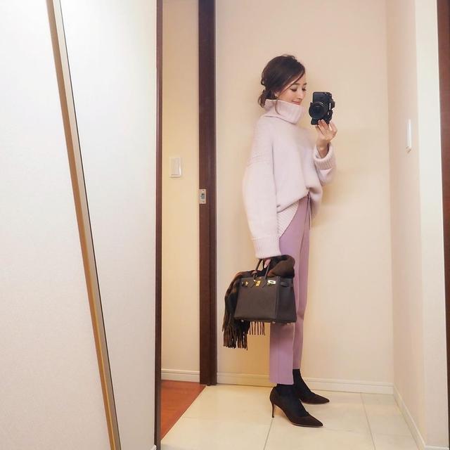 35岁日本妈妈真会穿搭，基础款也能穿出高级感，适合轻熟优雅女人
