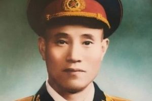 "红色保镖"吴烈，首都警卫师师长，15岁开始一辈子保护毛主席