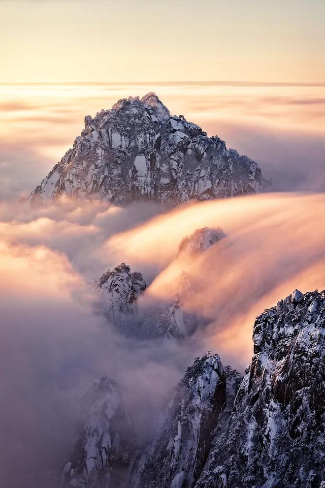 中国最美的十大名山，个个风景一绝，你爬过几座？