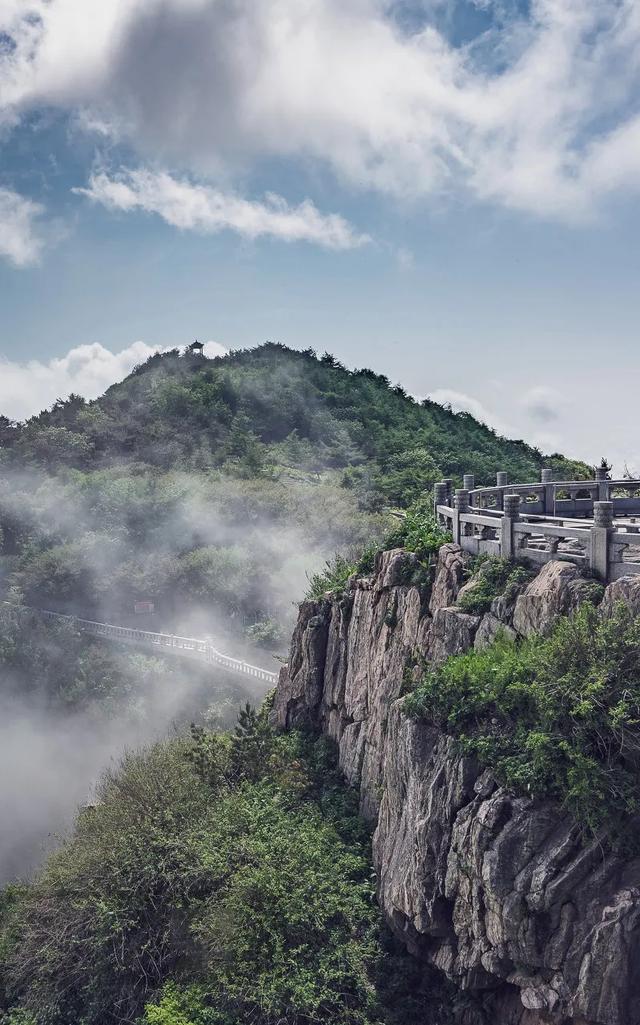 中国最美的十大名山，个个风景一绝，你爬过几座？