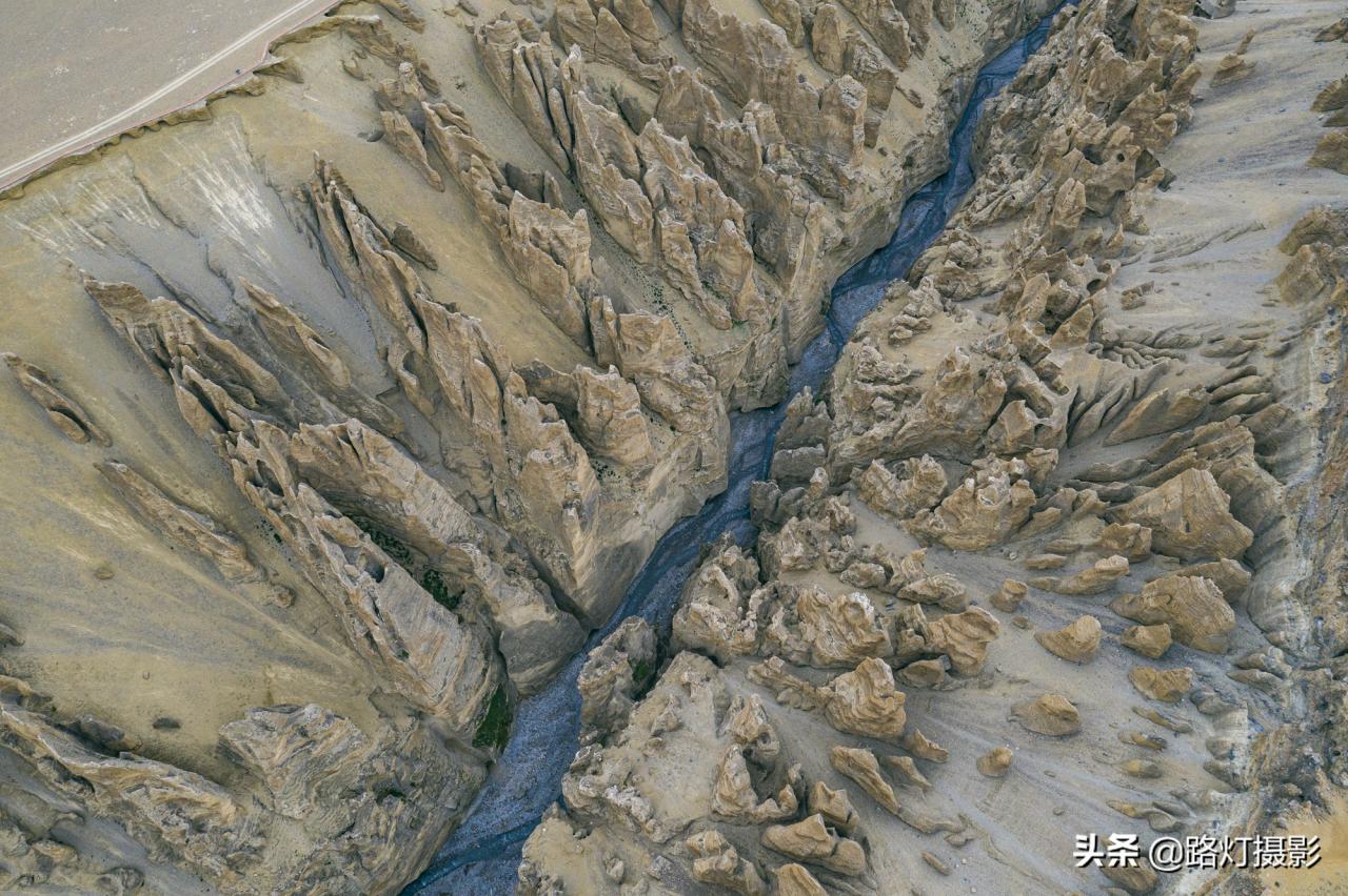 世所罕见！西藏日喀则奇林峡，喜马拉雅山下的惊世地裂，震撼人心