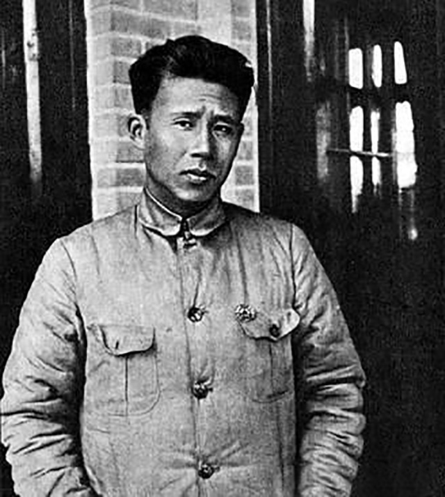 1942年出卖同志、投靠戴笠的叛徒袁晓轩，20多年后为啥还能特赦？